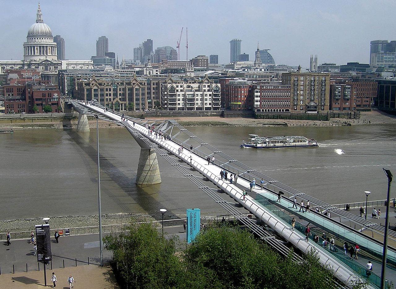 伦敦千禧桥London Millennium Footbridge