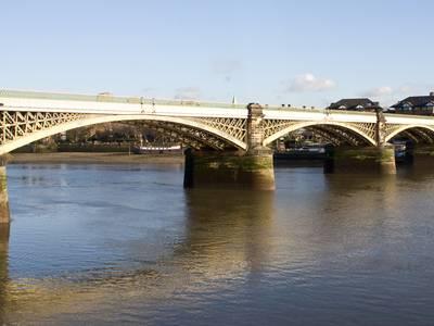 巴特西铁路大桥Battersea Railway Bridge